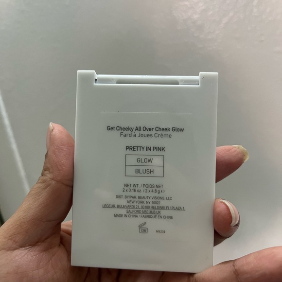 Mally Beauty Makeup Remover and Cheek Color Set - Picture 5 of 8